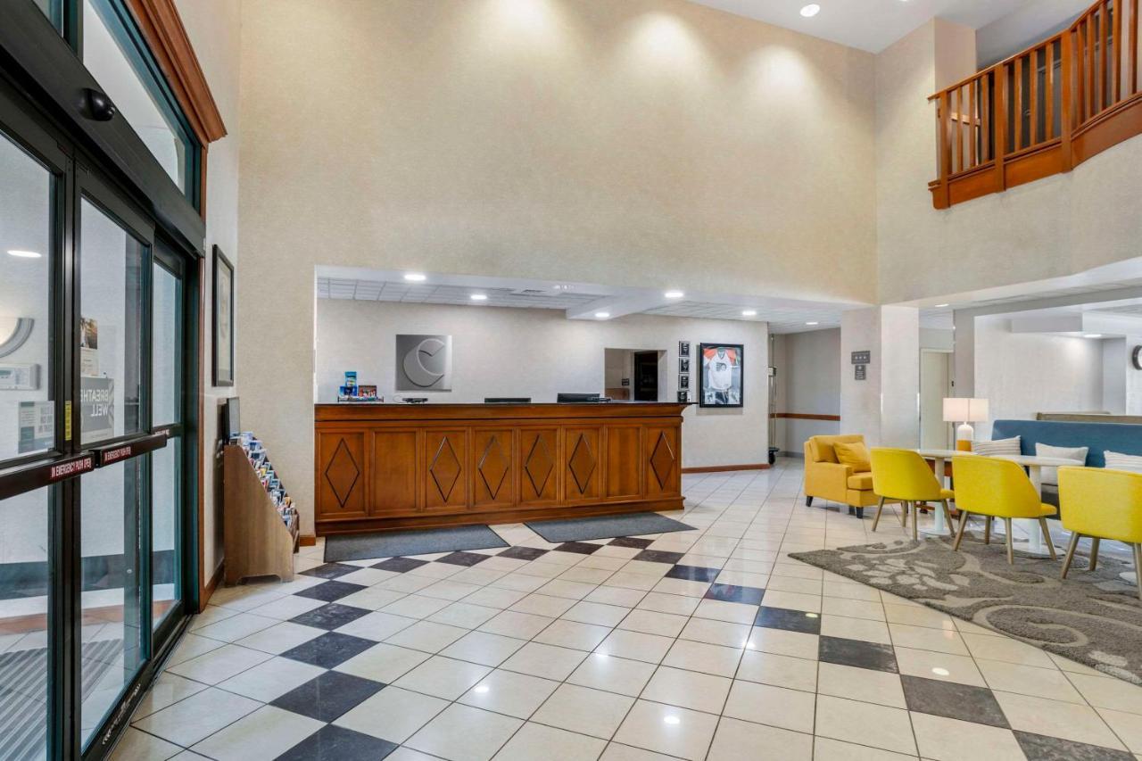Comfort Inn & Suites Voorhees-Mt Laurel Екстериор снимка