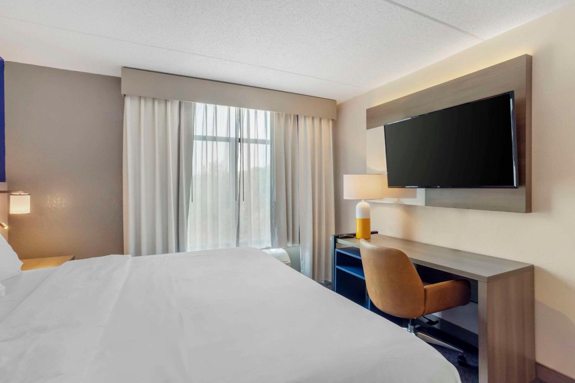 Comfort Inn & Suites Voorhees-Mt Laurel Екстериор снимка